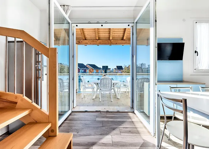 Village House - Host Solution * Lido di Jesolo