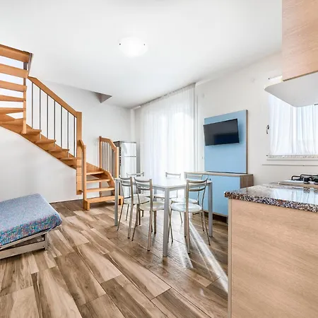 Village House - Host Solution * Lido di Jesolo