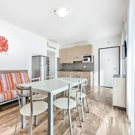 Village House - Host Solution * Lido di Jesolo