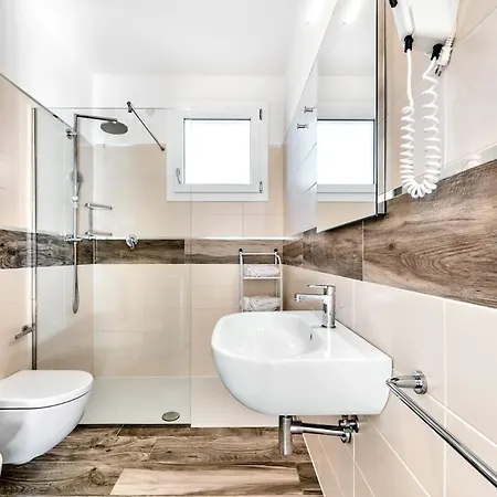 Village House - Host Solution * לידו די ג'סולו